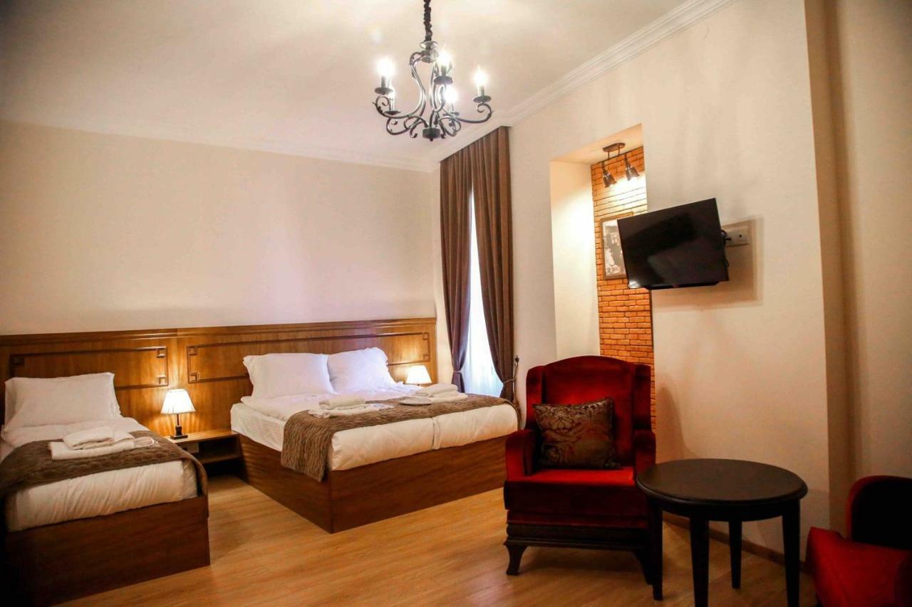 B&B Rooms Tbilisi Buitenkant foto