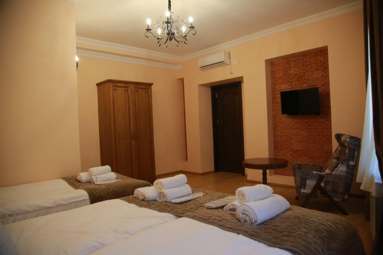 B&B Rooms Tbilisi Buitenkant foto